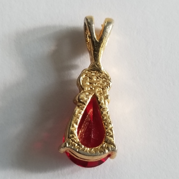 Relisted - Vintage red teardrop pendant gold tone clear crystals dainty - Picture 8 of 8